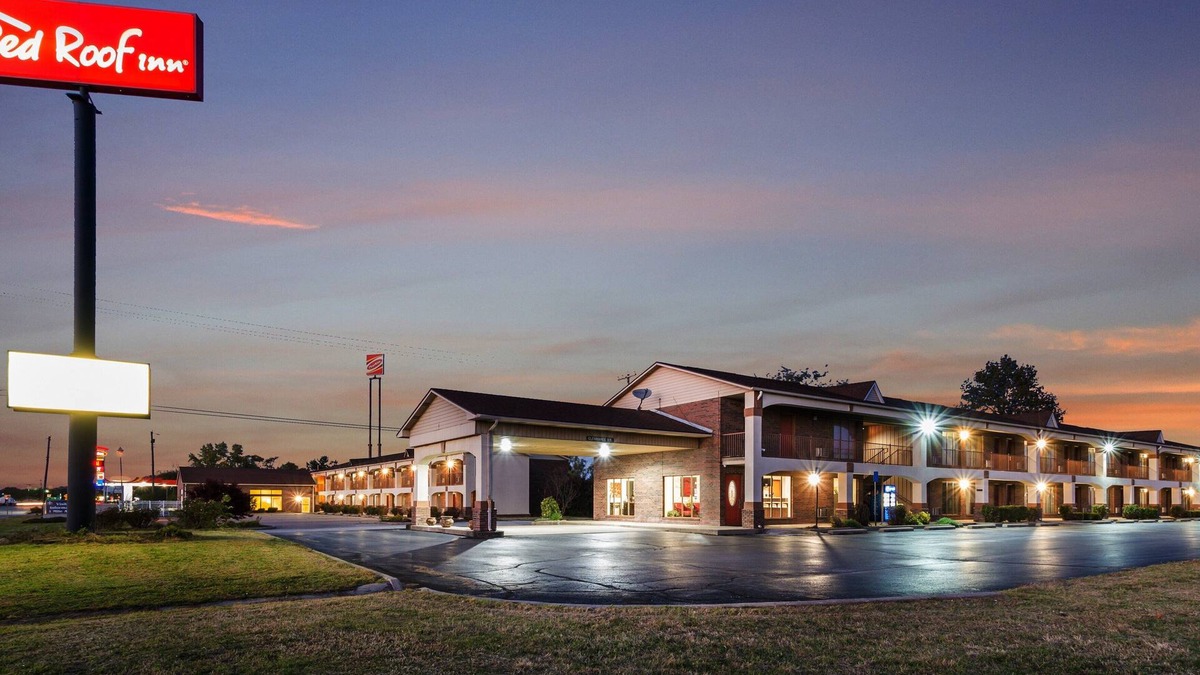 Vincennes Hotel | Red Roof Inn Vincennes