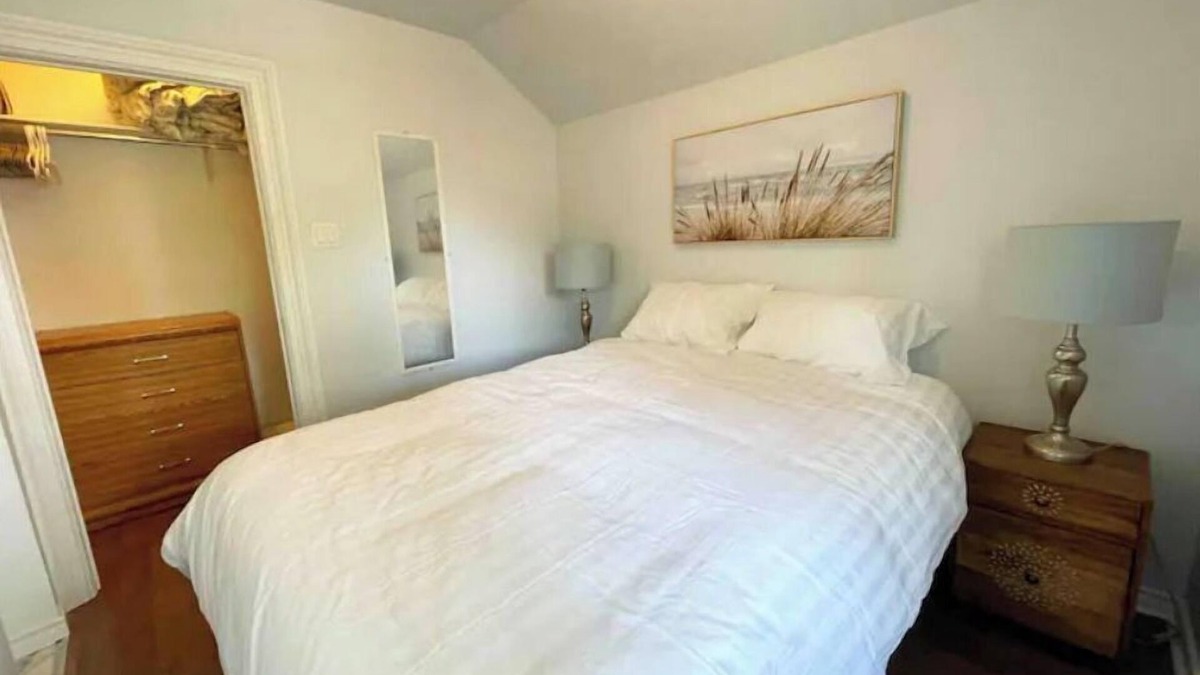 Thunder Bay Apartment | Red Roof Rental