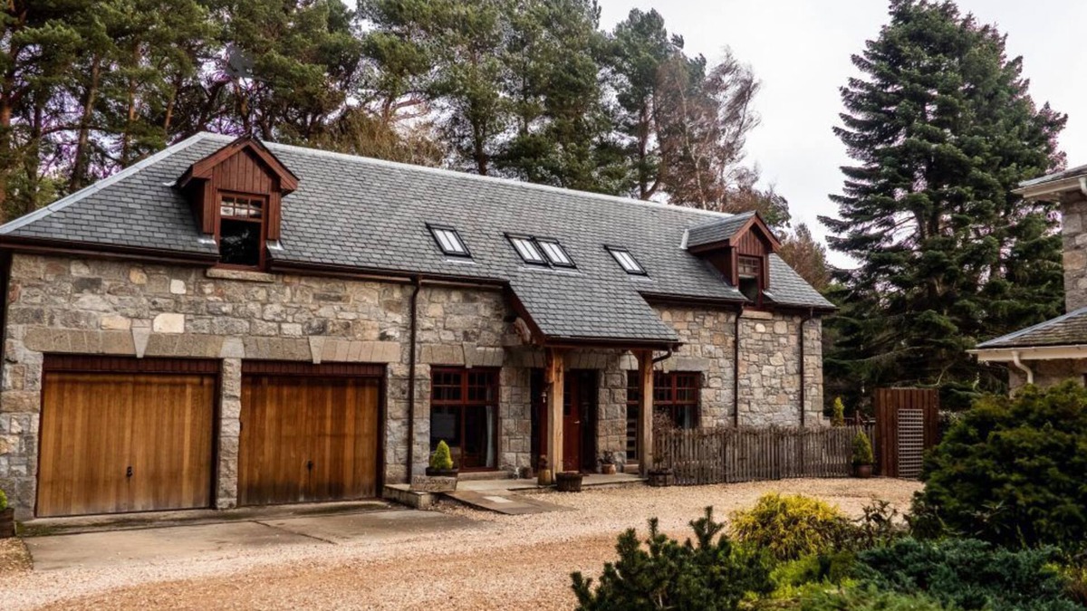 Boat of Garten House | Red Squirrel Lodge - Retreat Group