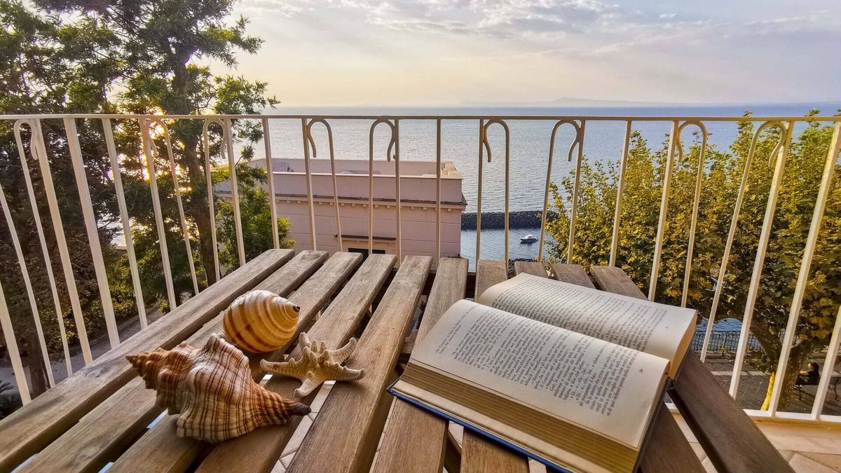 Piano di Sorrento Apartment | Red Sunset