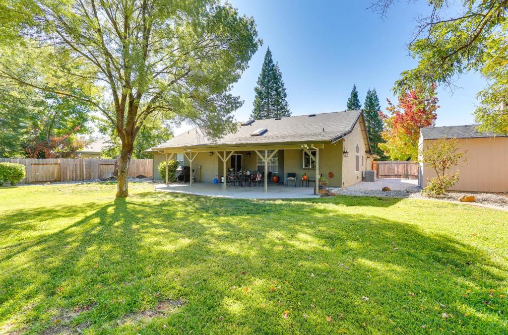 Redding House | Redding Home with Patio Near Fishing!