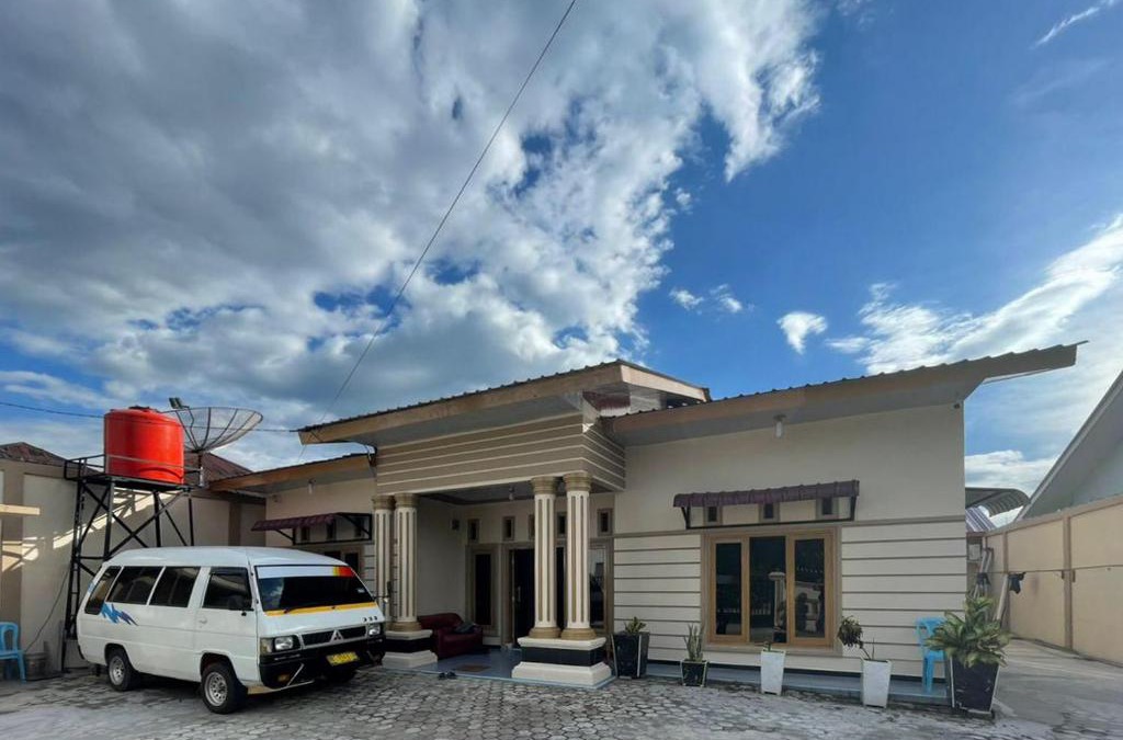 Balige Hotel | RedDoorz @ Balige Toba Samosir