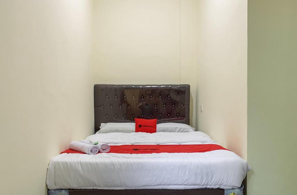 Tanjung Uncang Hotel | RedDoorz @ Cikitsu Batam