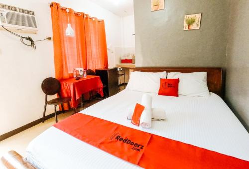 Libaong Hotel | RedDoorz @ Gaea's Apartment Panglao