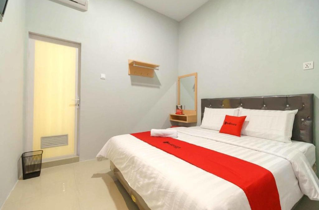 Medan Hotel | RedDoorz @ Helvetia Medan 2