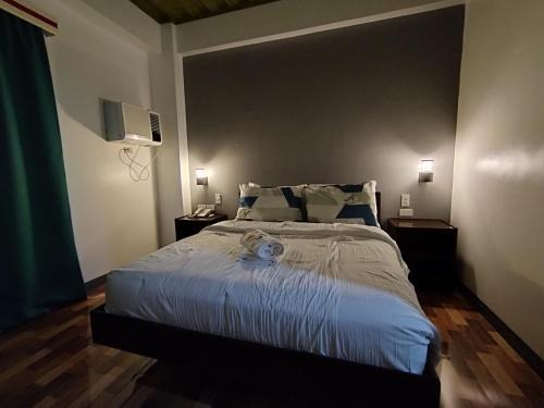 Kalibo Hotel | RedDoorz @ LQJ Hotel Old Buswang Kalibo