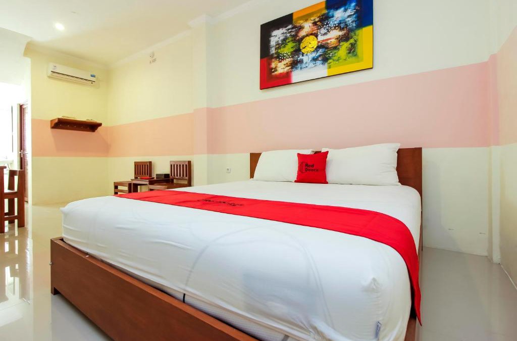Manado City Centre House | RedDoorz near Jalan Jendral Sudirman Manado