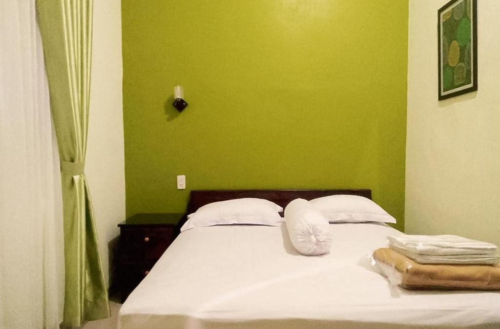 Pandan Hotel | RedDoorz near Pantai Pandan Sibolga 2