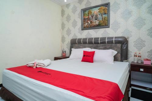 Banjarmasin Hotel | RedDoorz near Uniska Banjarmasin