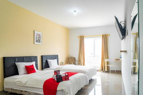 Serpong House | RedDoorz Plus near Teras Kota 3