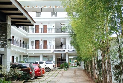 Kidapawan Hotel | RedDoorz Plus Park-Lay Suites Kidapawan City