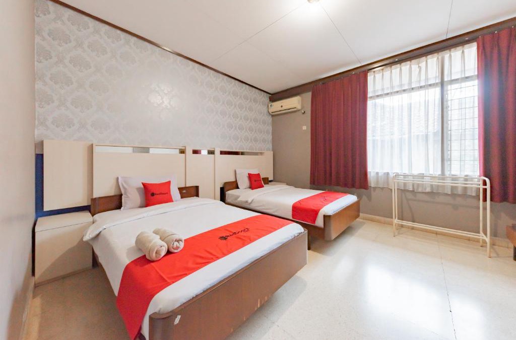 Ciamis Hotel | RedDoorz Syariah at Hotel Budi Family