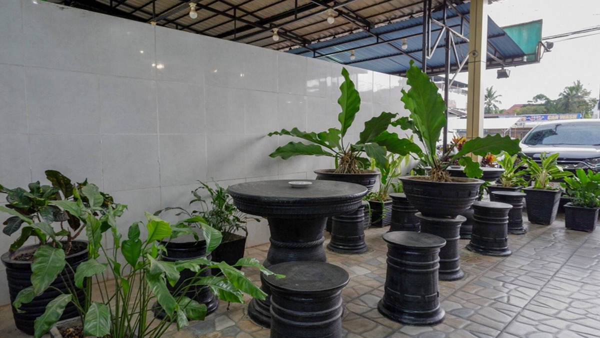 Kendari Hotel | RedDoorz Syariah @ Hotel Wisma Indonesia Kendari