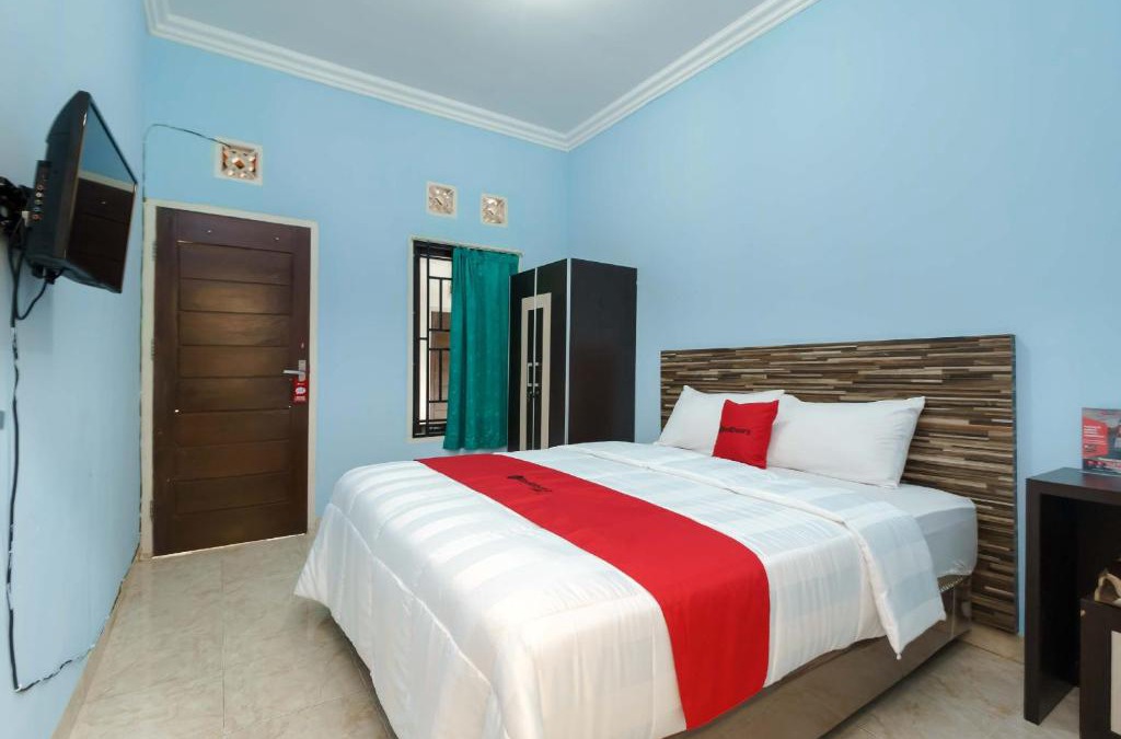 Muara Bungo House | RedDoorz Syariah @ Mora Garden Bungo