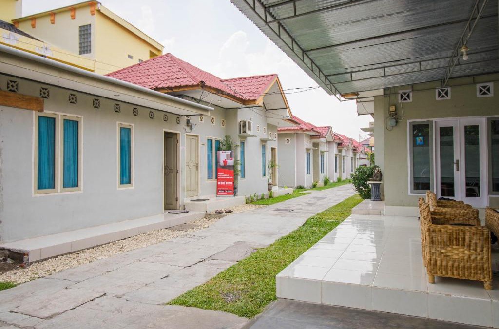 Lubuklinggau House | RedDoorz Syariah near Watervang Lubuk Linggau 2