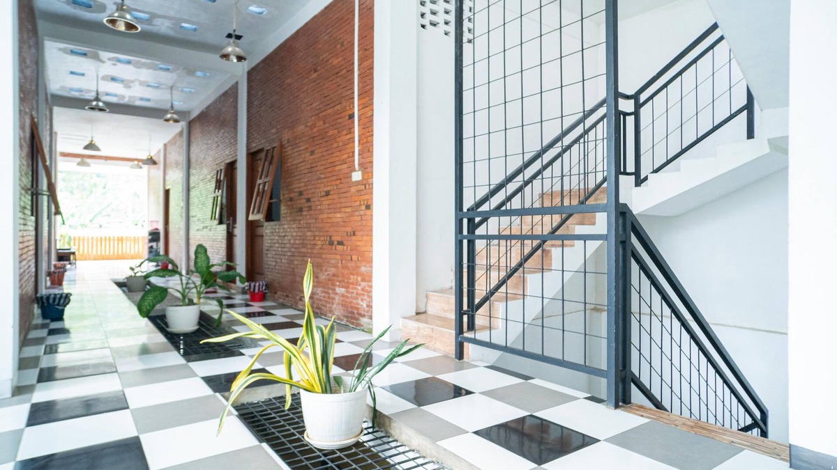 Kediri House | RedDoorz Syariah @ Selomangleng Kediri