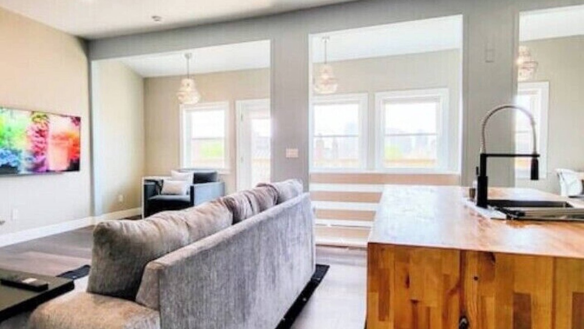 Pendleton House | ReDefined Stay in OTR
