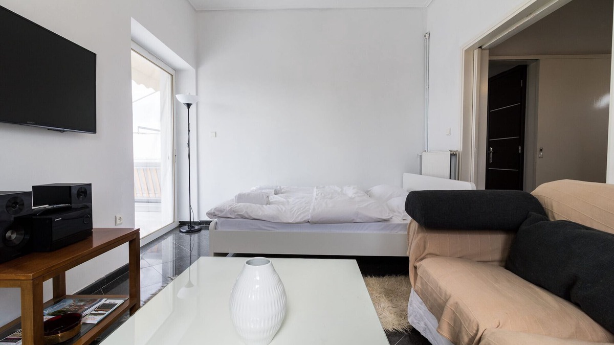 Nea Smirni Apartment | Redestou Doma 23-25