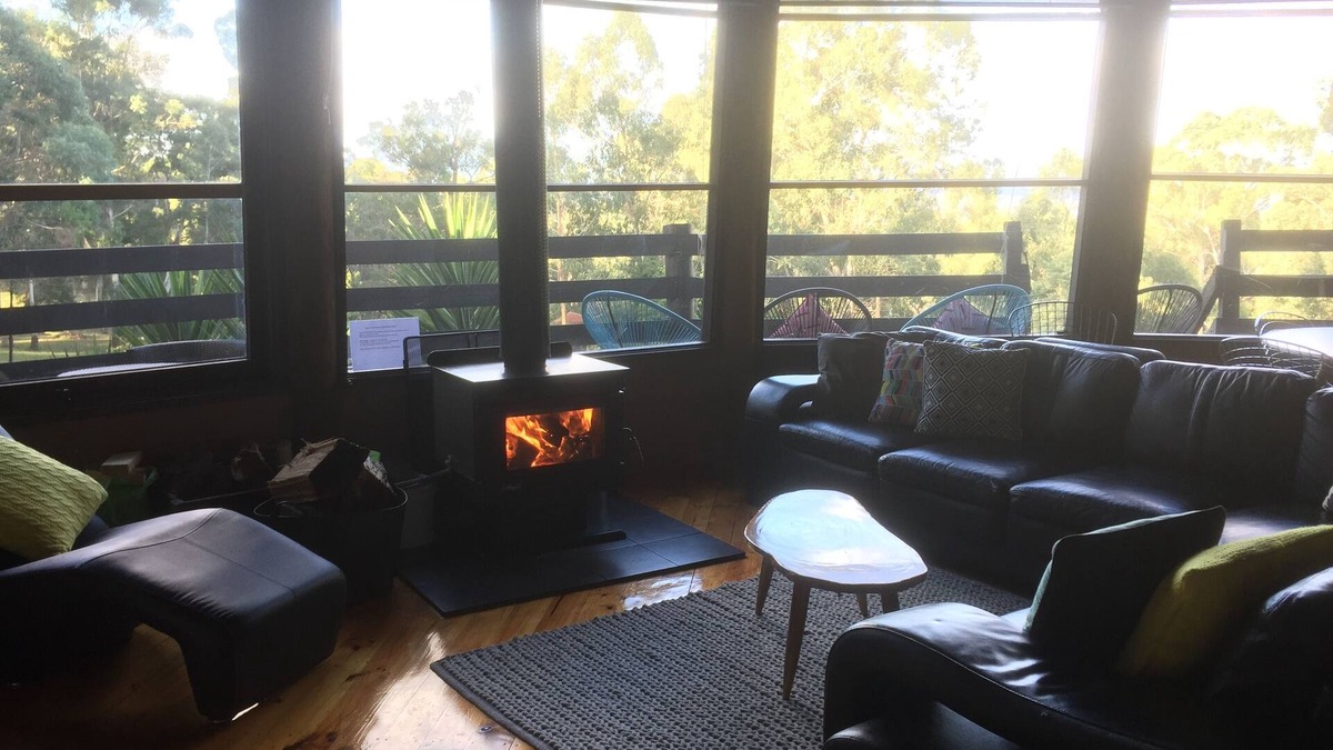 Seville Cottage | REDLANDS SEVILLE- Gwinganna (the Lookout)