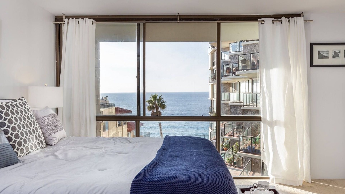 South Redondo Condo | Redondo Beach Ocean Front Condominium at Esplanade