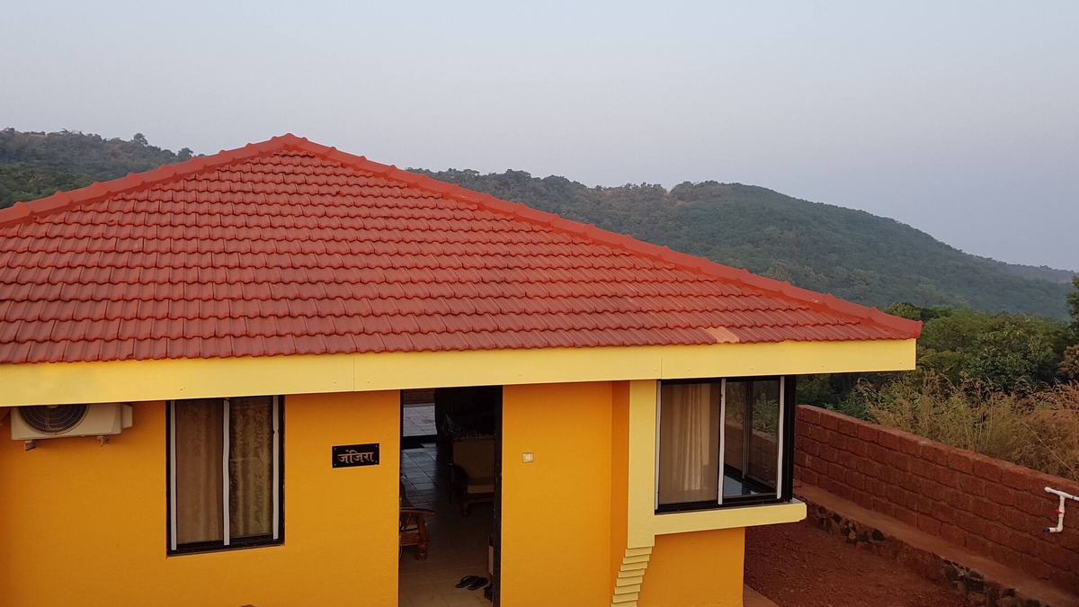 Mhsala House | Redstone Hills Karle