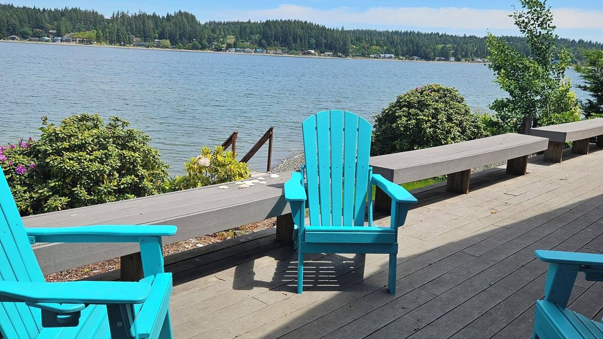 Allyn House | Reduced price! 5 Bedroom Waterfront Home - Kayaks - Come and Enjoy!