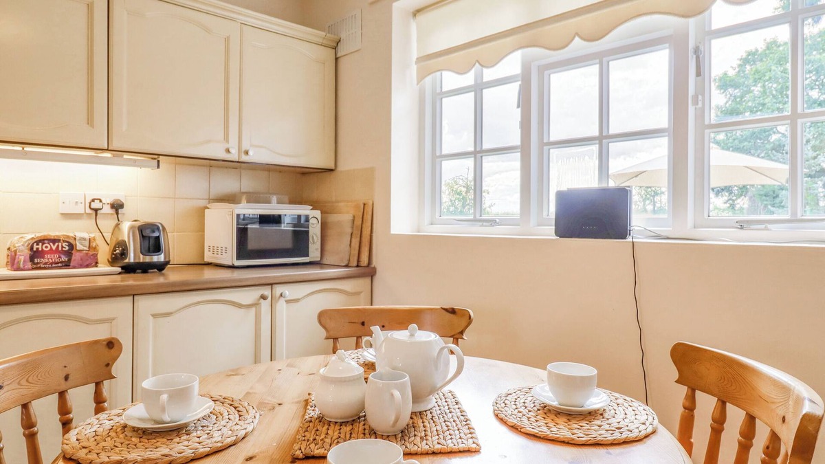 Covington Cottage | Redwood Cottage