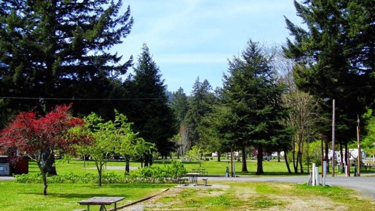 Hiouchi House | Redwood Meadows RV Resort and Cabins