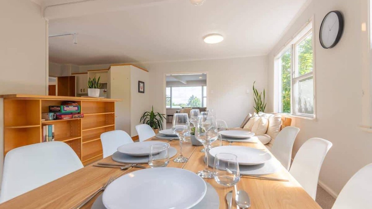 Lynmore House | Redwoods Haven | 100m to The Redwoods + Spa Pool