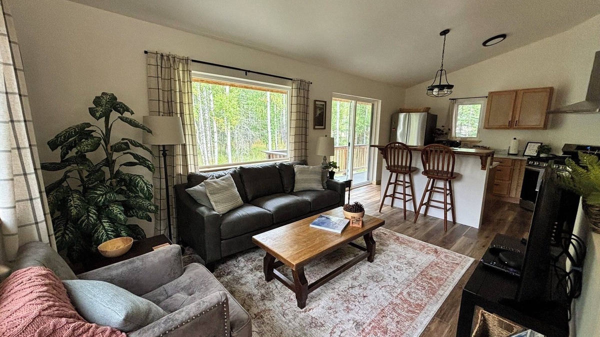 Fishhook House | Reed Lake Northstar Cabin