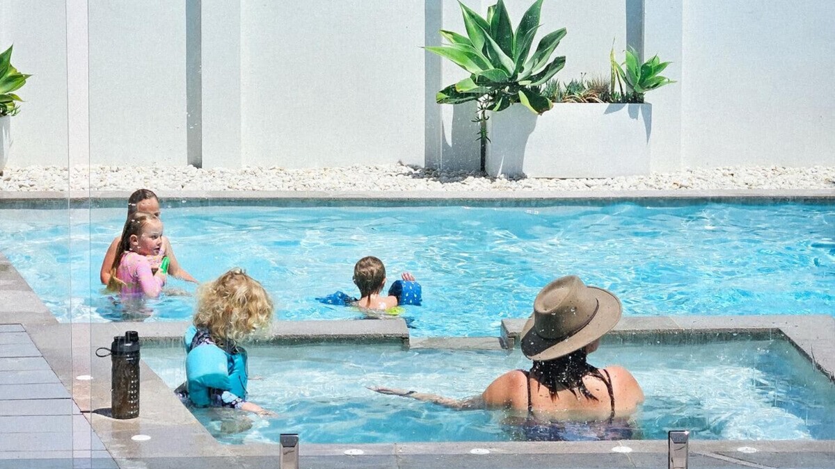 Anna Bay House | REEF Luxury Home, Ocean View, Large Pool & Hot Spa