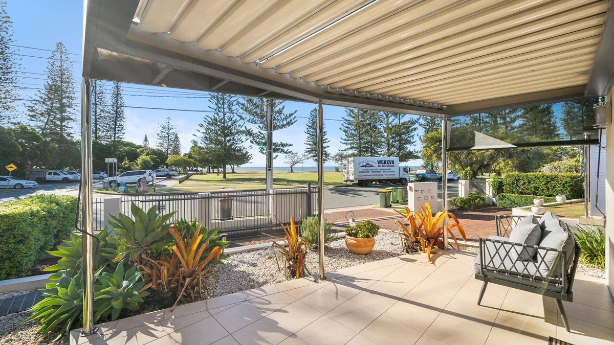 Scarborough Apartment | "Reef Point Retreat" - Scarborough Q 4020