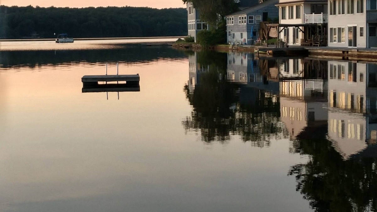 Bolton Cottage | Reel Simple on Bolton Lake