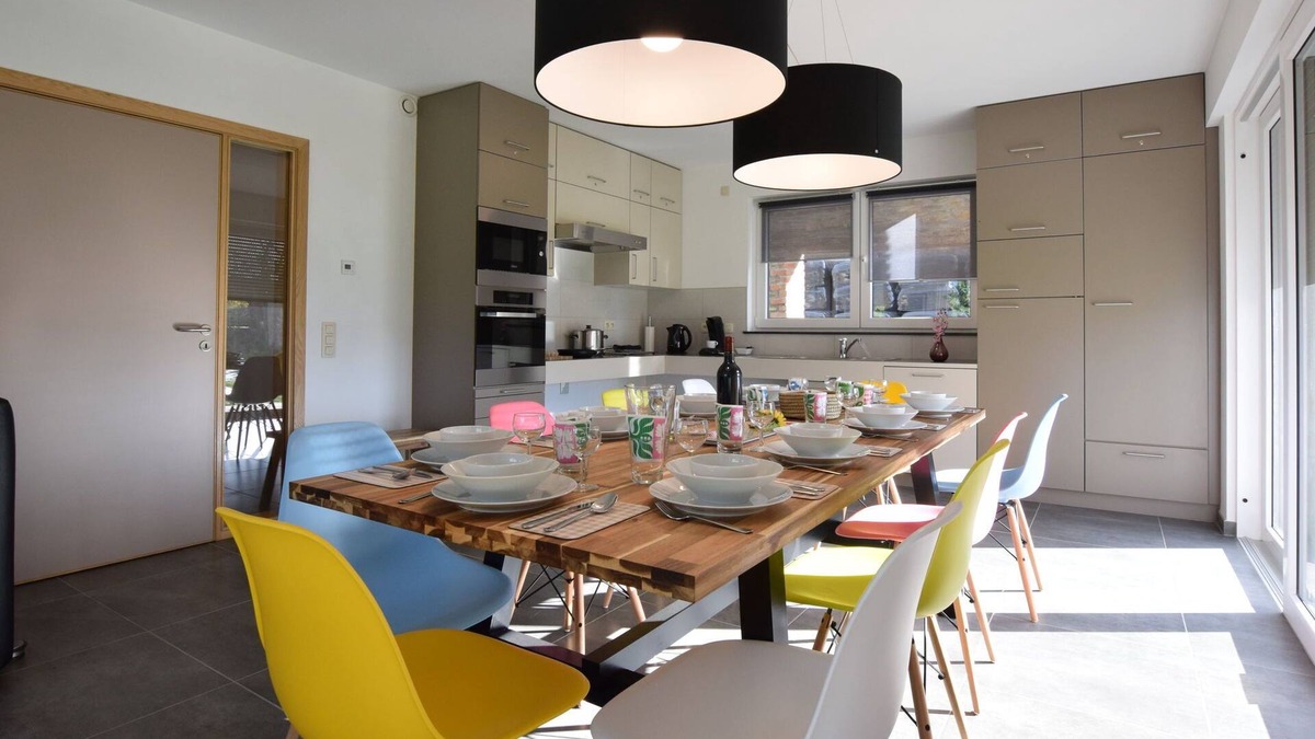 Leglise Apartment | Refined Apartment in Léglise with Garden, Barbecue, Heating