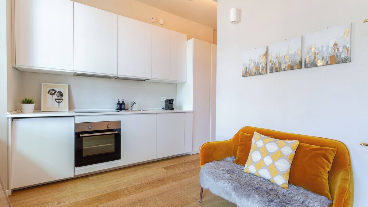 Zona Padova Apartment | Refined Stylish Milanese Studio Apartment