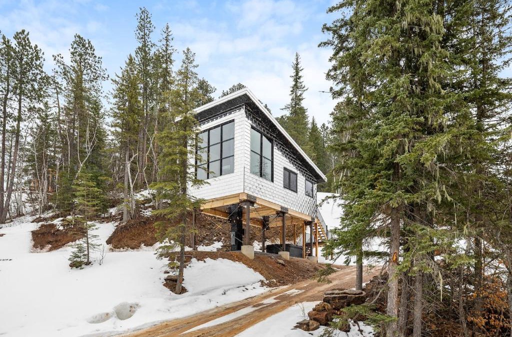 Lead House | Reflection Ridge