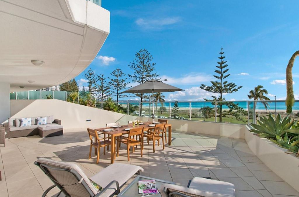 Coolangatta Apartment | reflections 202