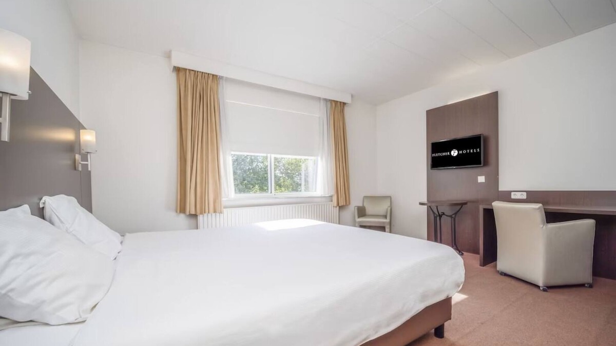 Waalwijk Hotel | Refresh, Relax, Repeat: Your Comfortable Hideaway in Waalwijk