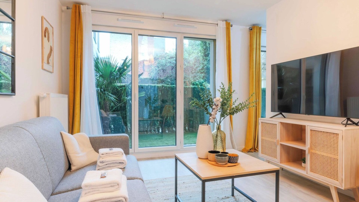 Montreuil Apartment | Refreshing apartment - 1BR/4P - Montreuil
