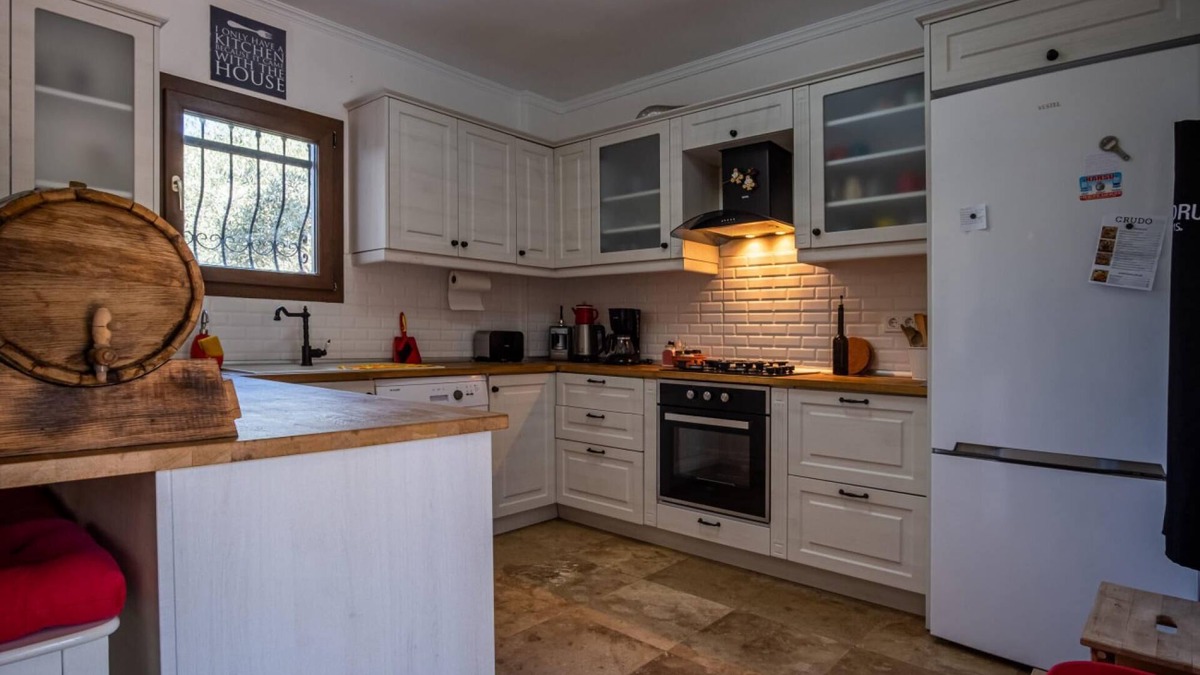 Torba Villa | Refreshing Home with Garden in Torba, Bodrum