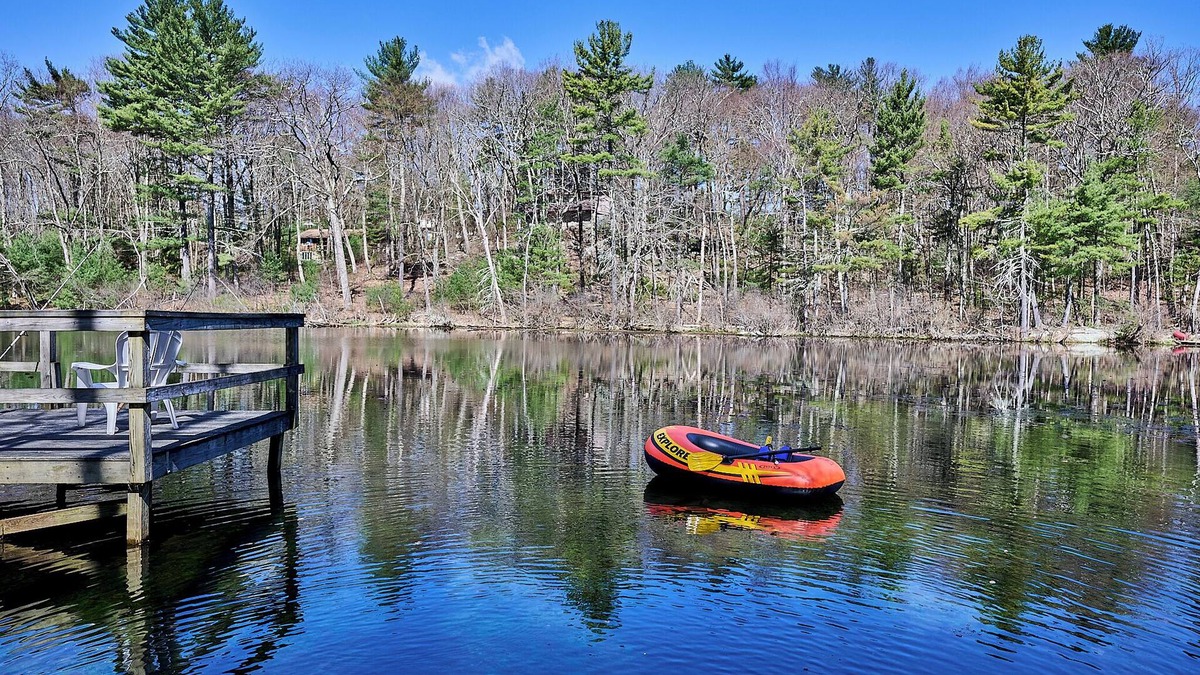 Glen Spey House | Refuel at this Spacious Oasis w/Game Rm/Pet Friendly/Kayak on Private Water