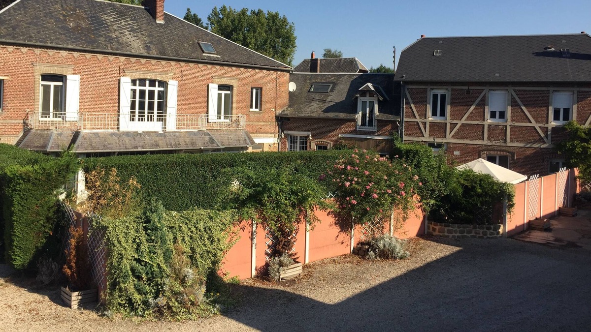 Croix-Moligneaux House | Refuge, Domaine Les Racines