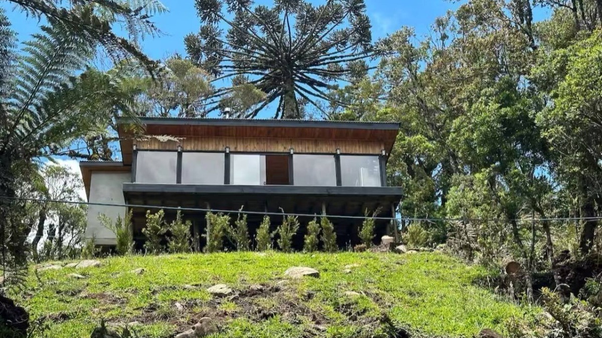 Urubici Ski Chalet | Refúgio Verde Valle Cabin A unique experience in the Santa Catarina mountains.