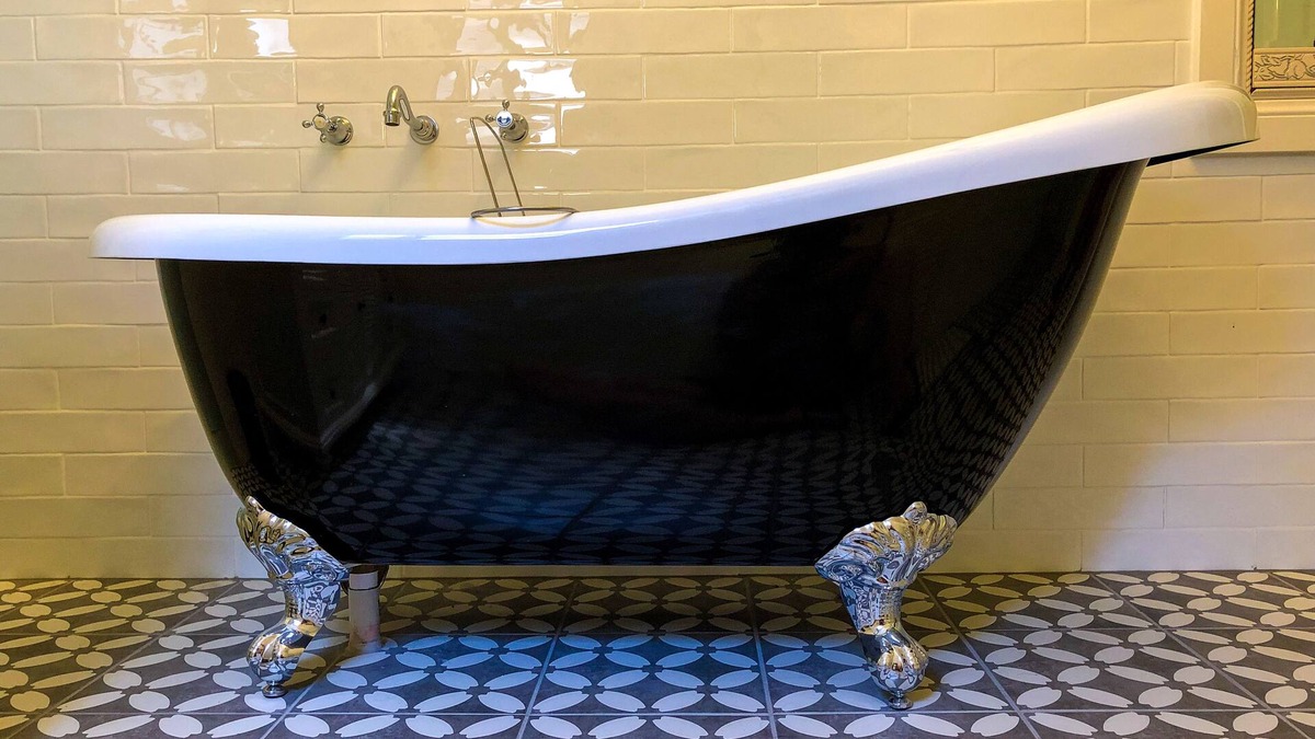 Moonta Cottage | Refurbished miners cottage 5 min from Moonta Bay + free internet