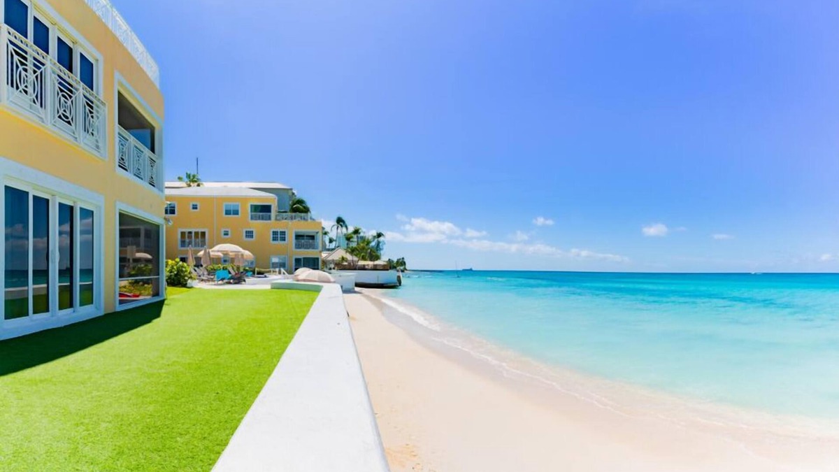 Seven Mile Beach Condo | Regal Beach Club 432 is a 3rd Floor Unit with Amazing Views of the Ocean!