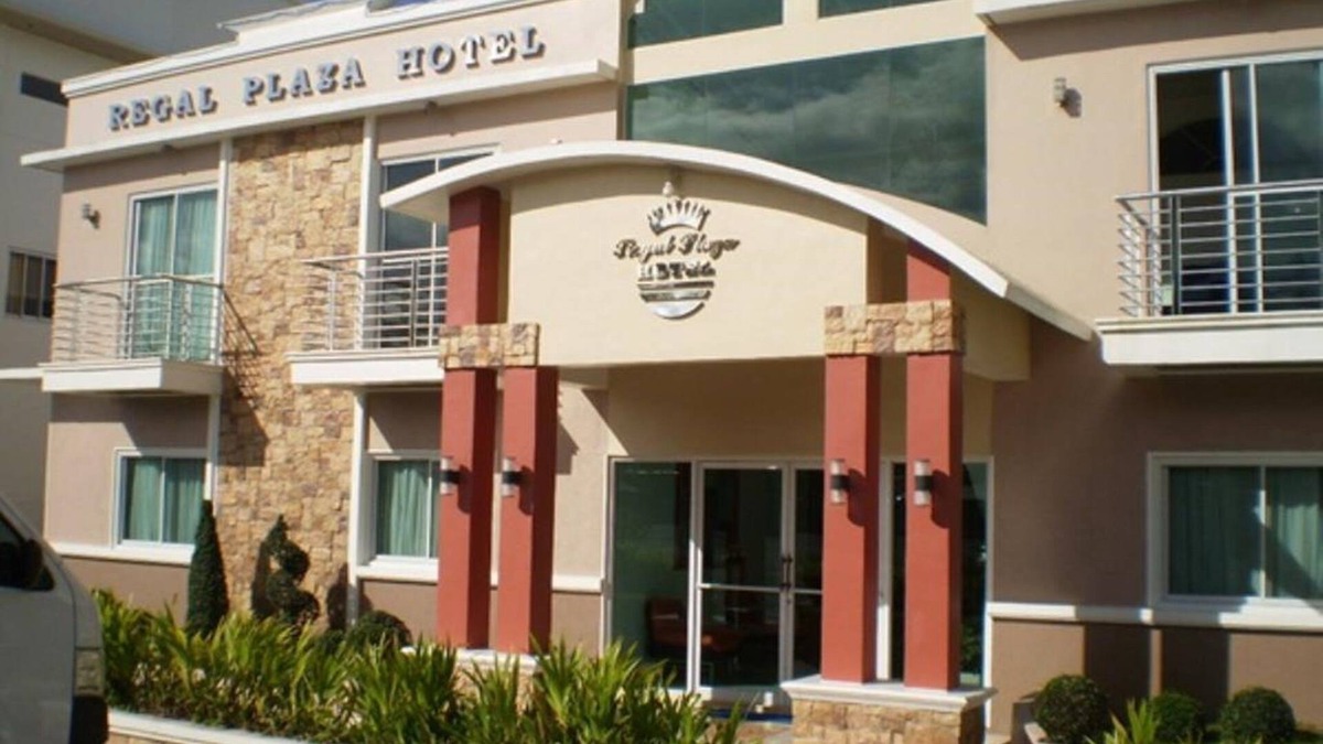 Nabua Hotel | Regal Plaza Hotel