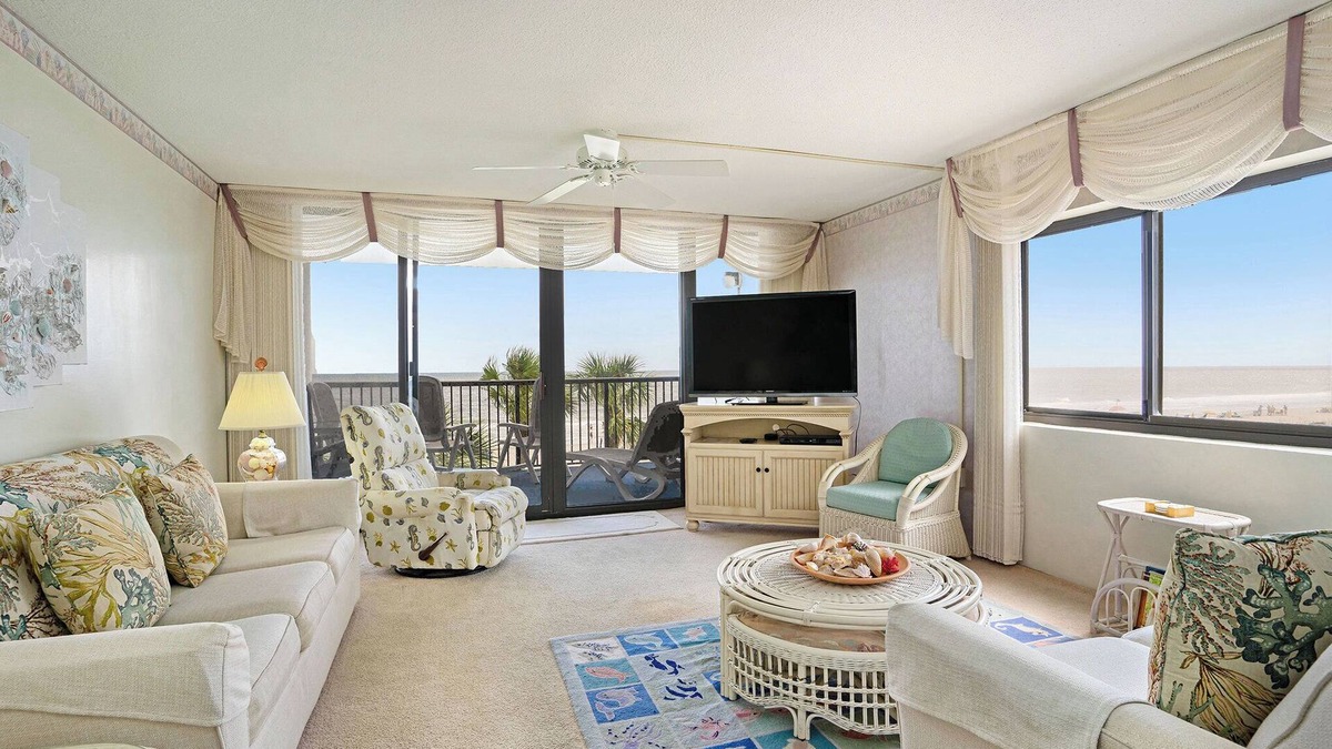 Myrtle Beach Condo | Regency Towers 207: 3 BR, 3 BA in Myrtle Beach, Sleeps 8