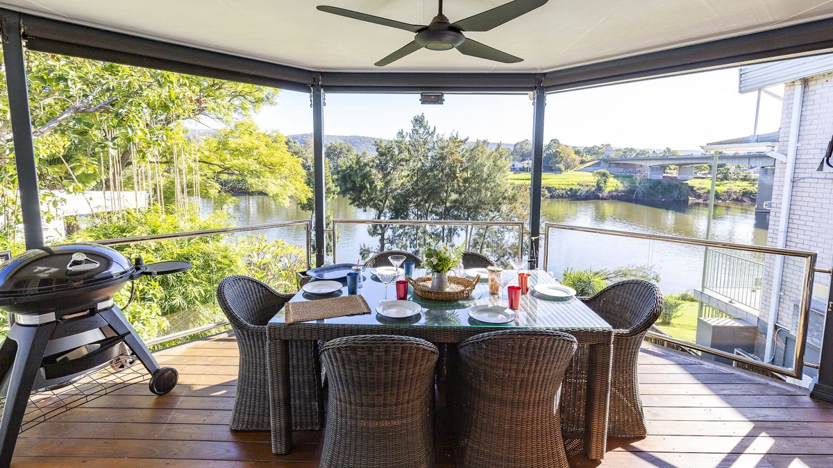 Regentville House | Regentville Waterfront Luxury Manor - Millionaires Location