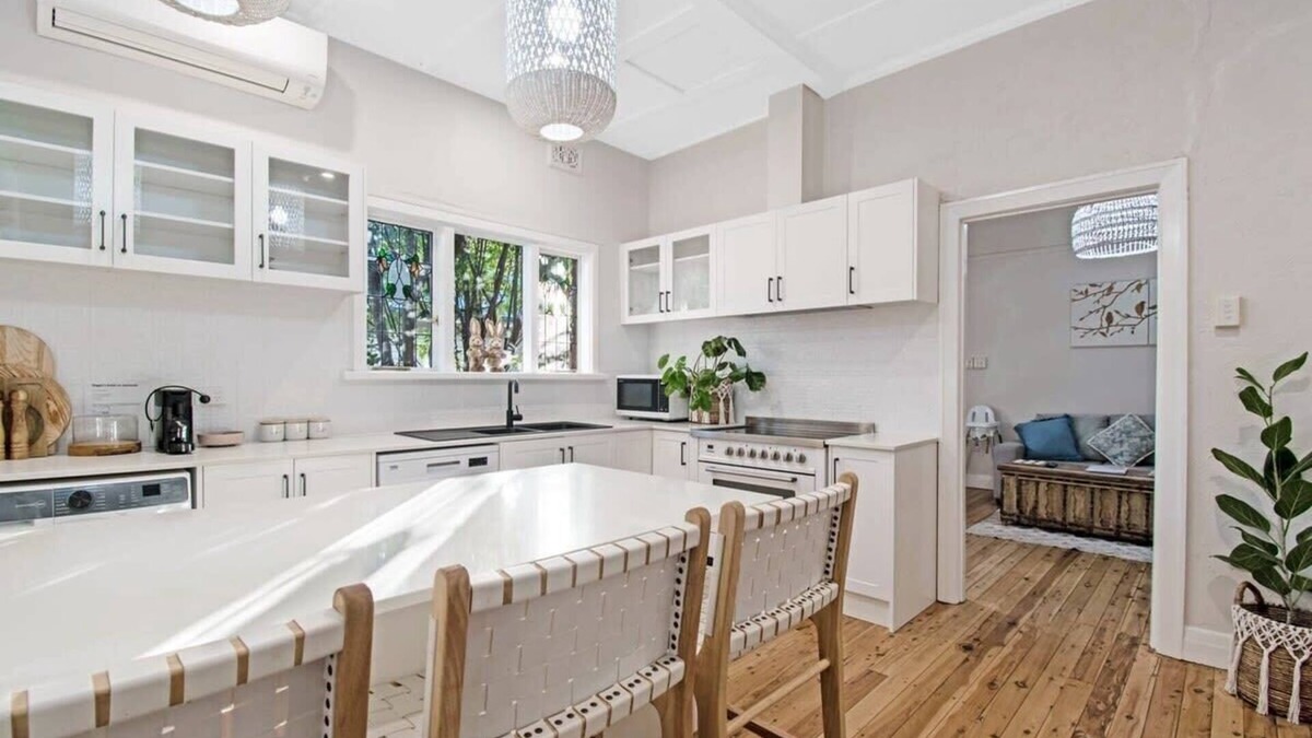 Wagga Wagga House | Reggie's Roost - Central Hideaway, Family Friendly