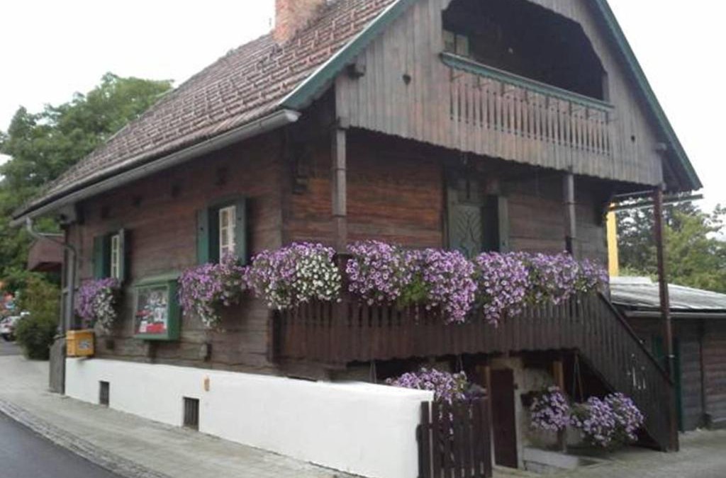 Krieglach House | Reginas Ferienhäuschen